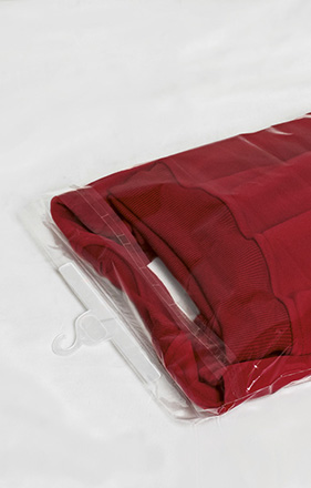 Sac plastique avec bande adhesive et cintre SORIA