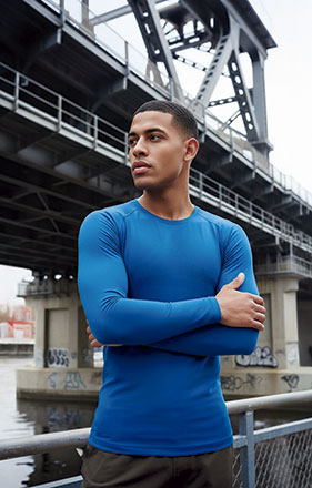 T-shirt thermique élastique M/L SYRAX